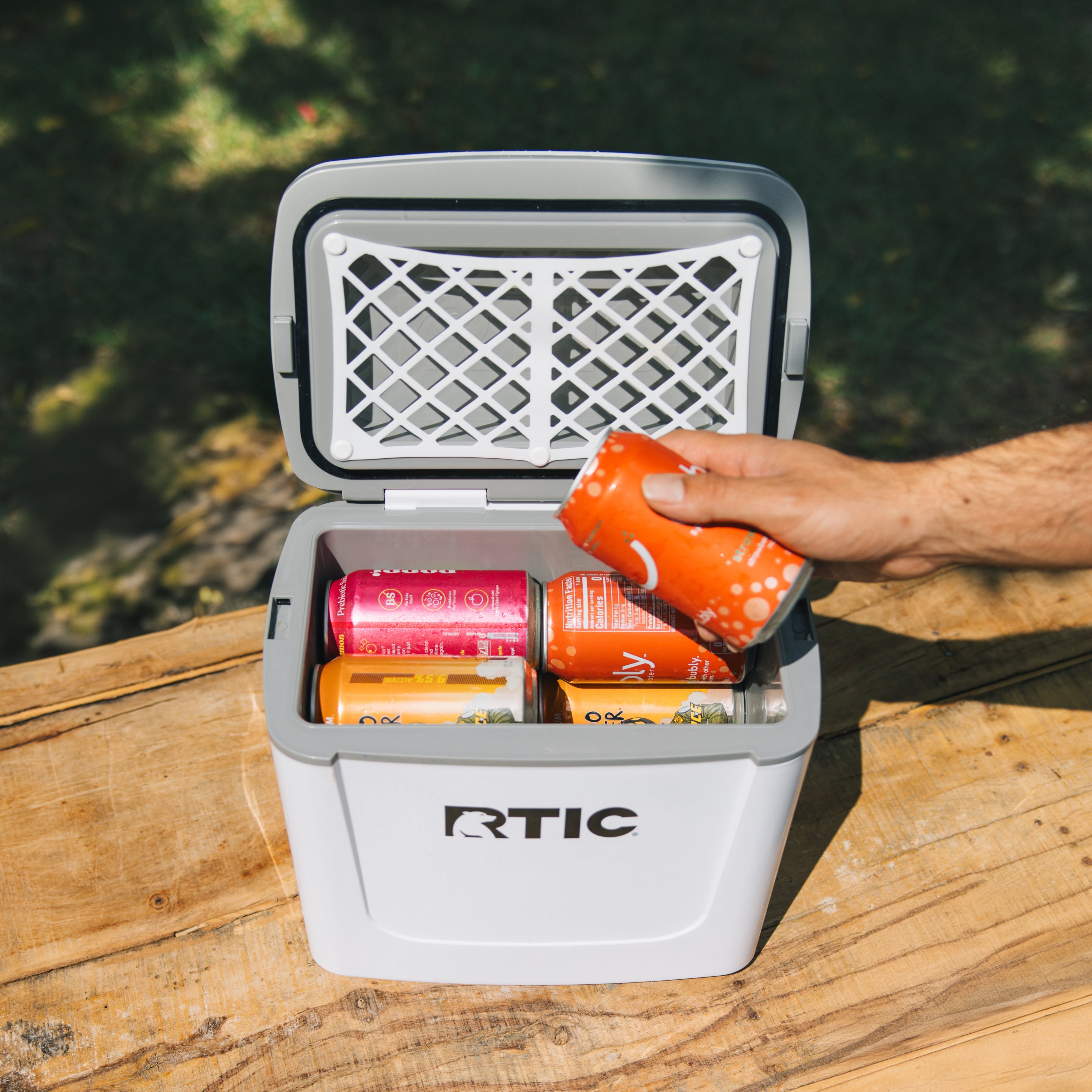 8 QT Road Trip Personal Cooler (T90D)