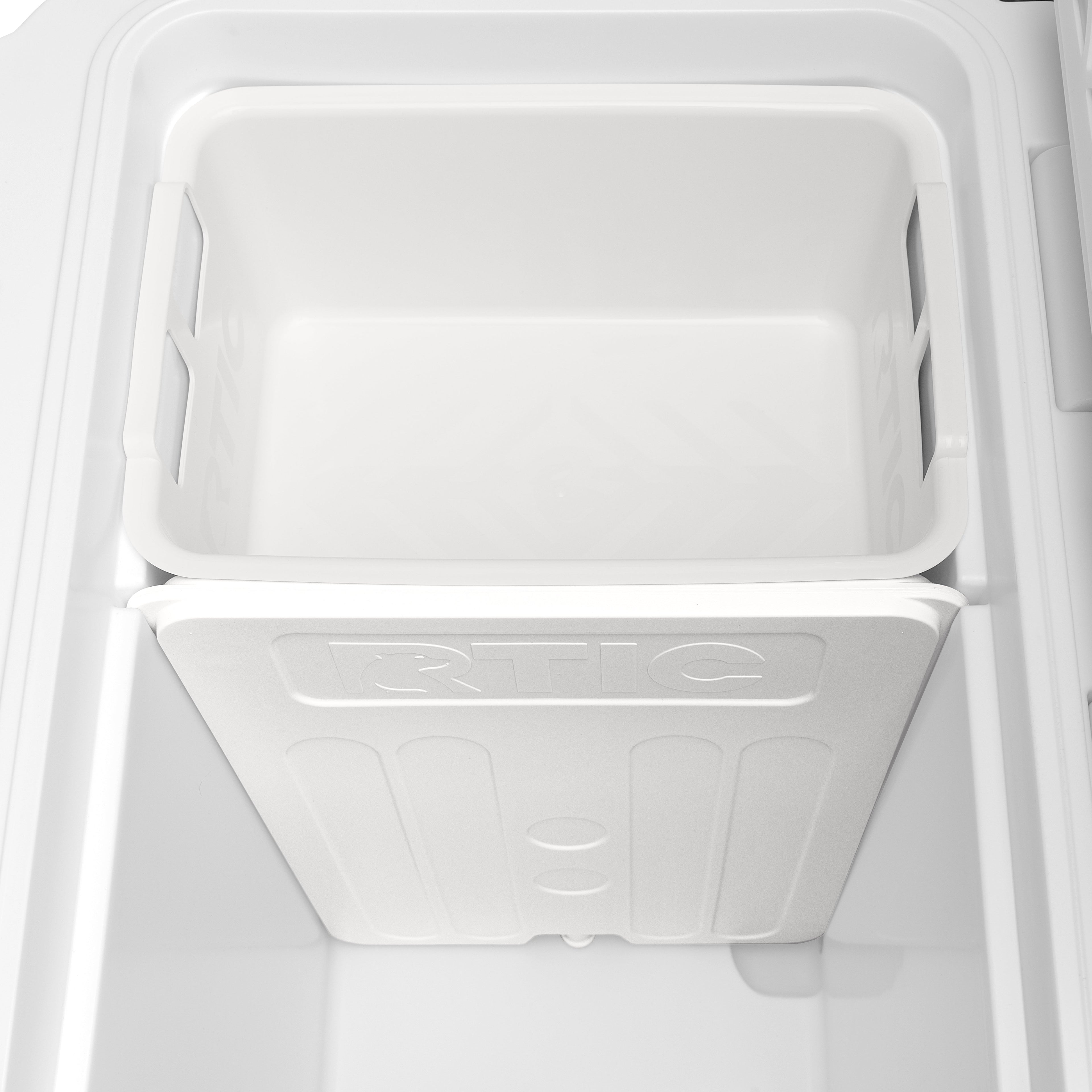 45 QT Ultra-Tough Wheeled Cooler (85D5)