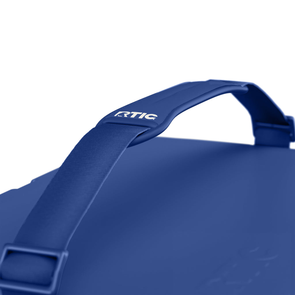 22 QT Ultra-Light Cooler (JK7K)