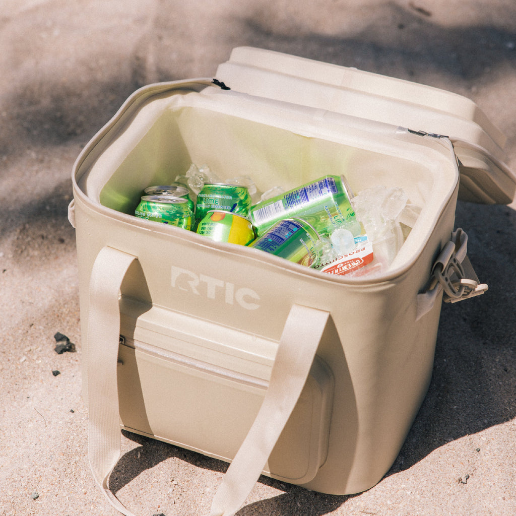 Ultra-Tough Soft Cooler Pro (1H16)