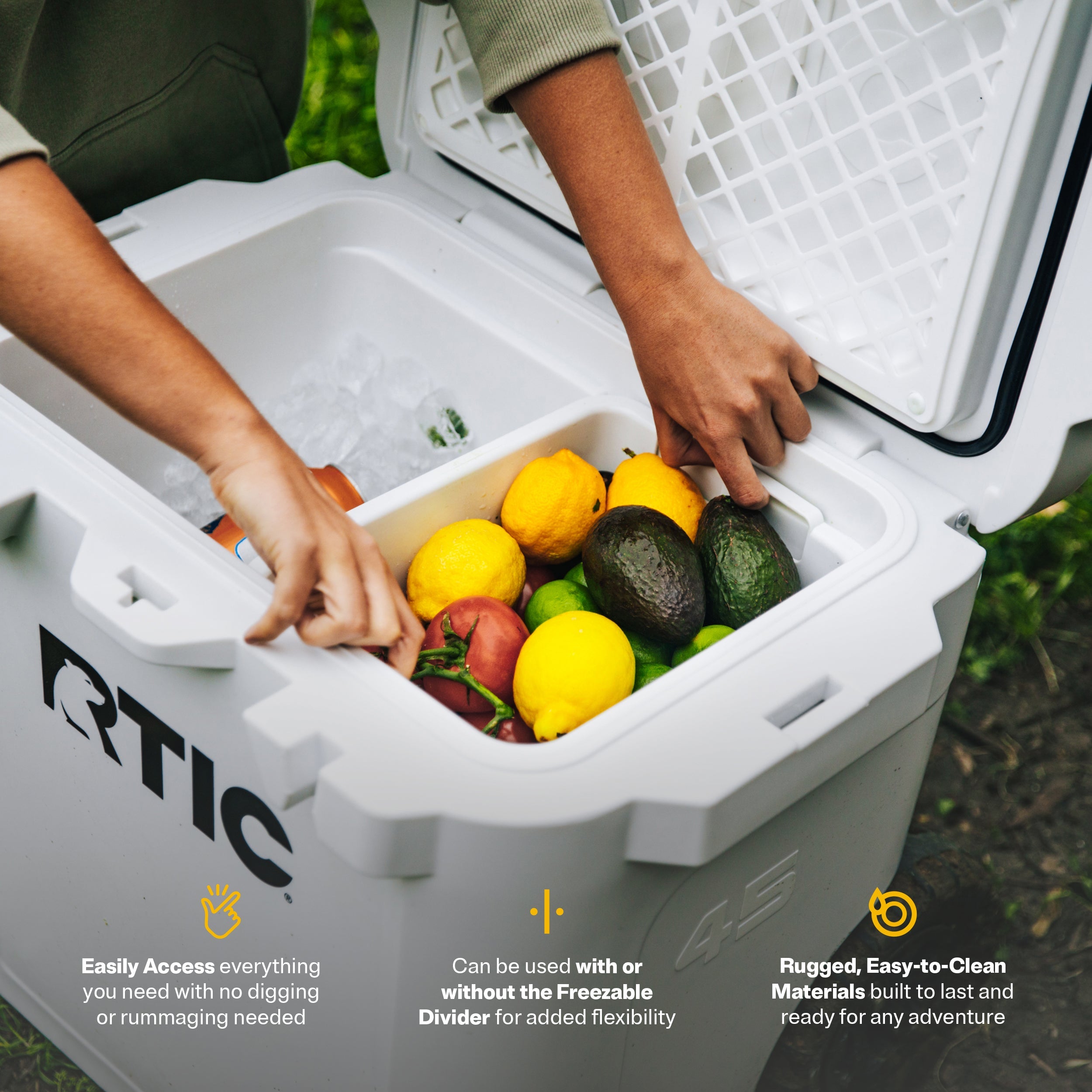 45 QT Ultra-Tough Wheeled Cooler (1OA4)
