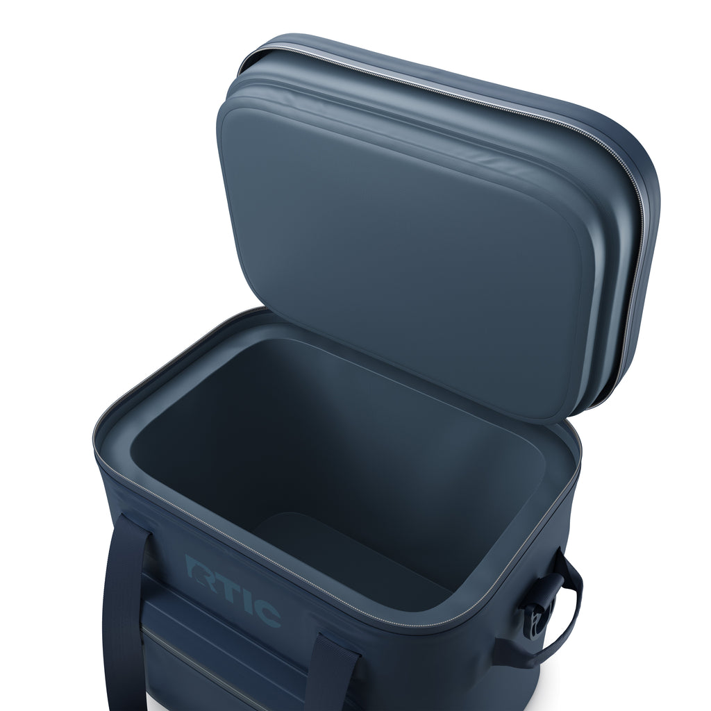 Ultra-Tough Soft Cooler Pro (1H16)