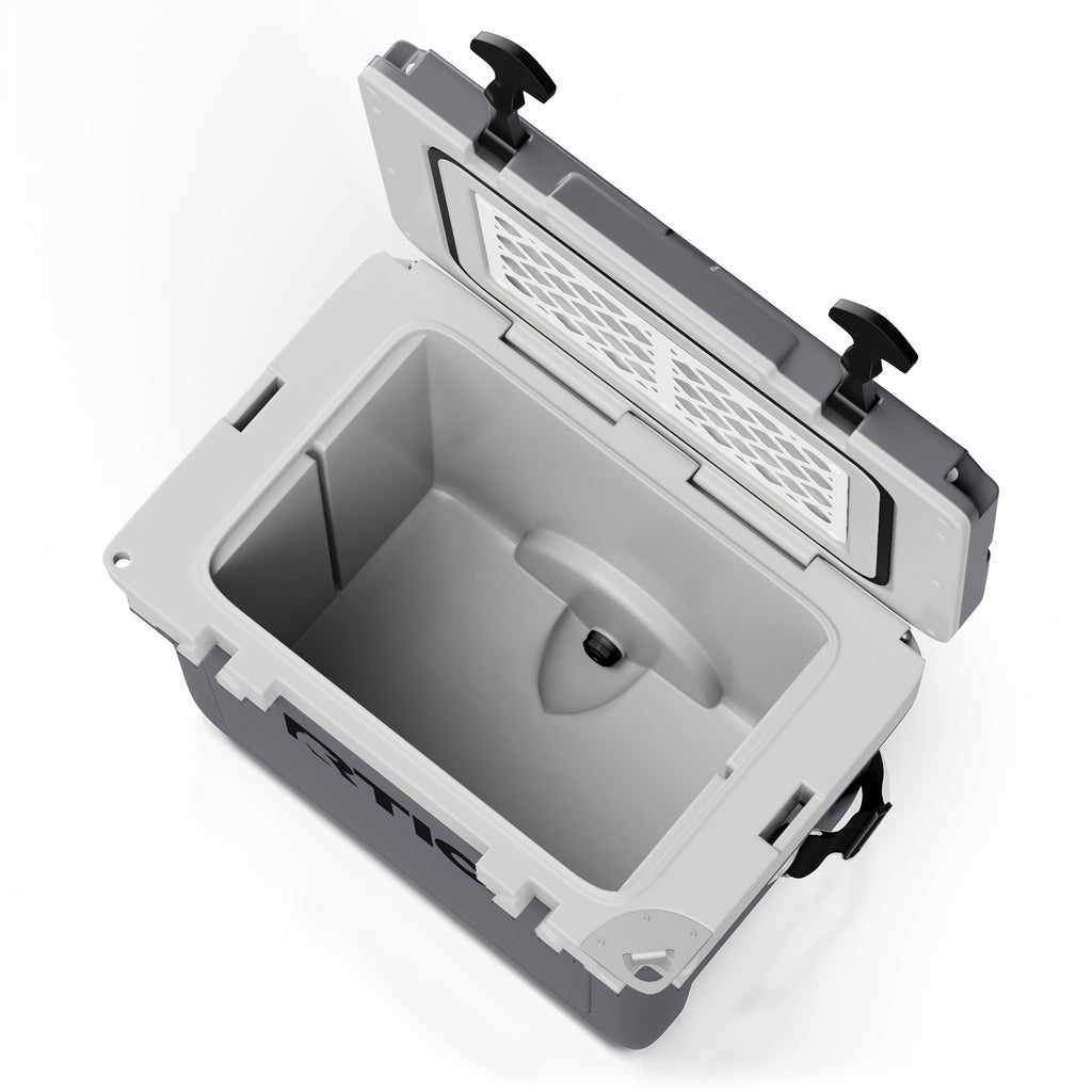 22 QT Ultra-Light Cooler (JK7K)